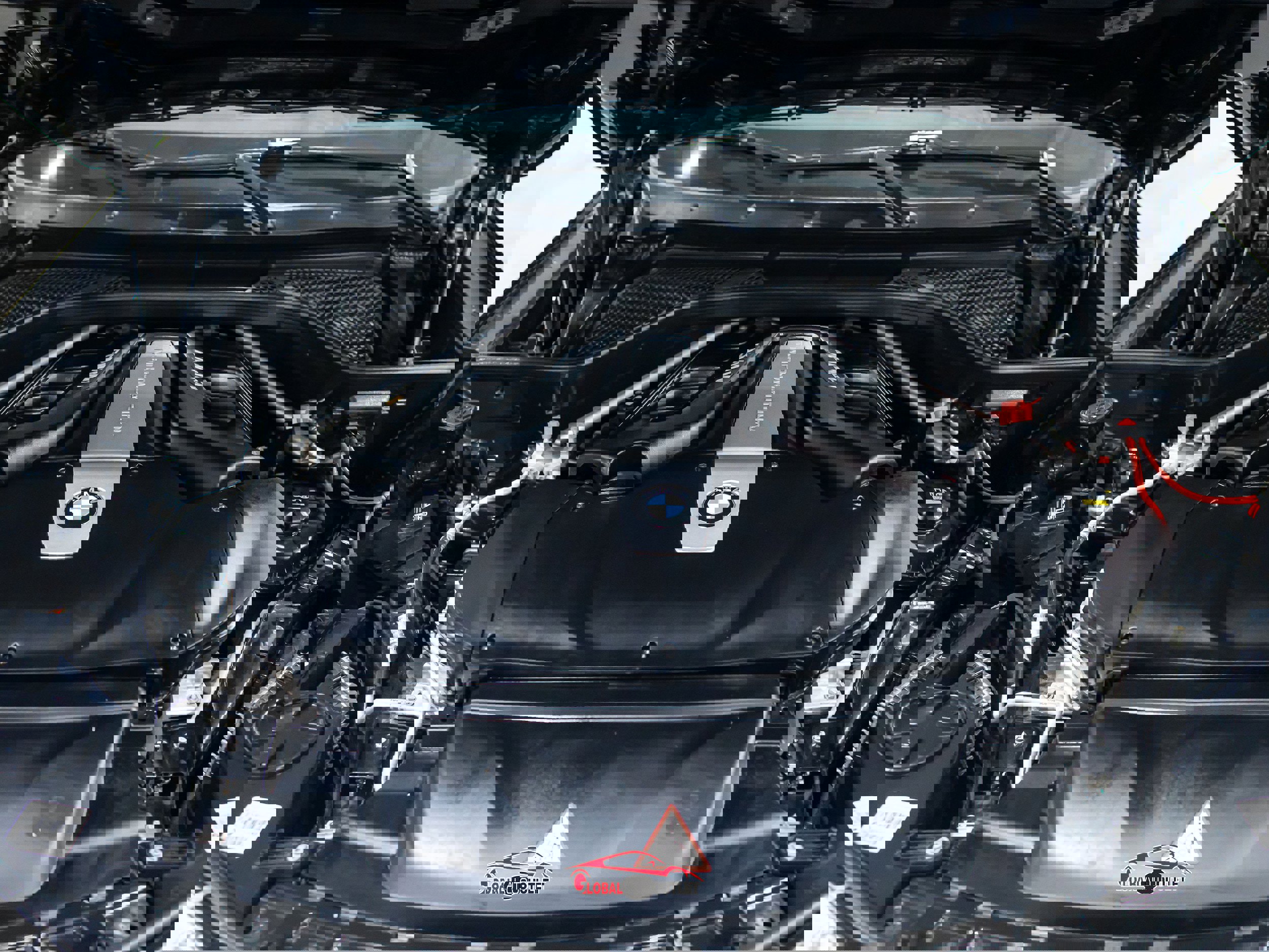 Used 2019 BMW X6 xDrive50i w/ M Sport Package image 54