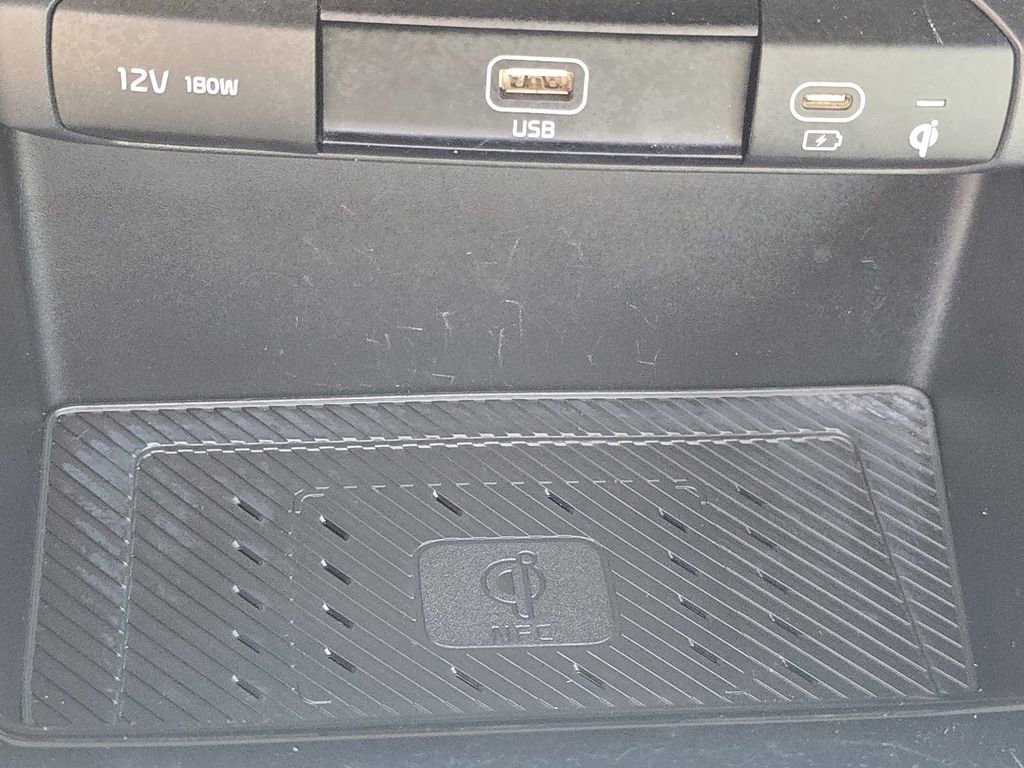 Used 2023 Kia Niro Wave w/ Wave Preserve Package FWD image 32