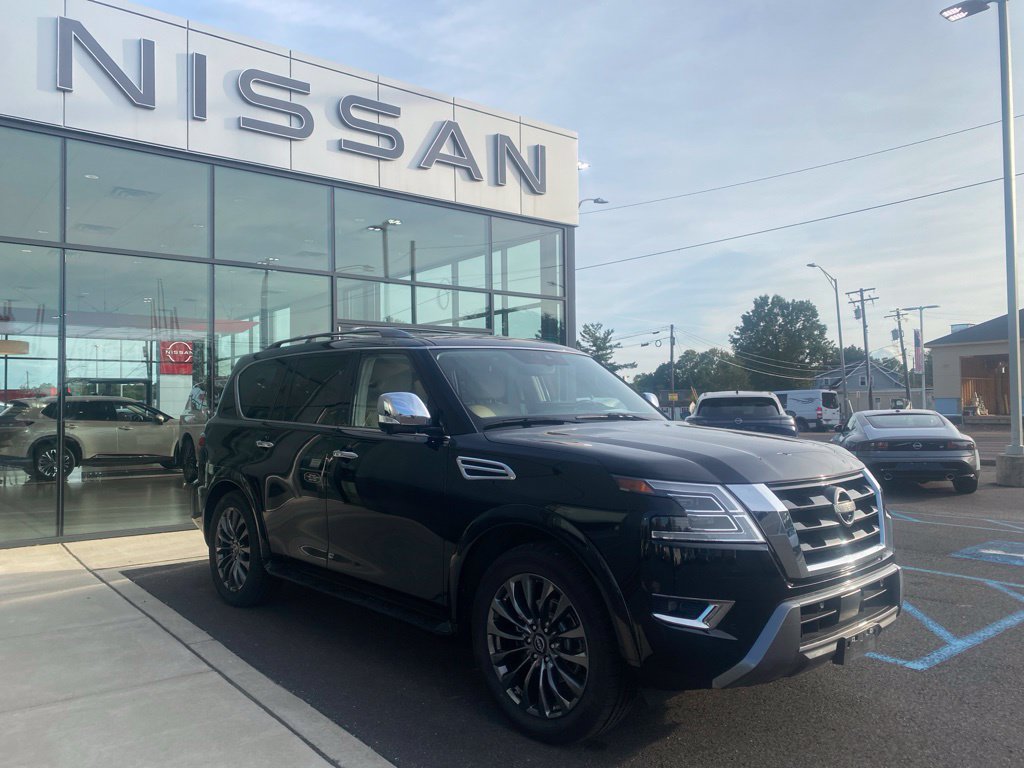 Used 2023 Nissan Armada Platinum w/ Captain's Chairs Package AWD/4WD image 1