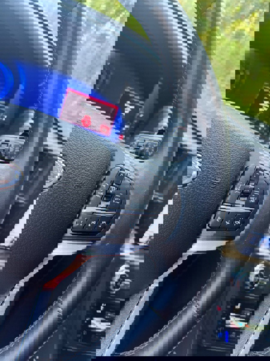 Used 2020 Ford Explorer Platinum w/ Premium Technology Package image 18