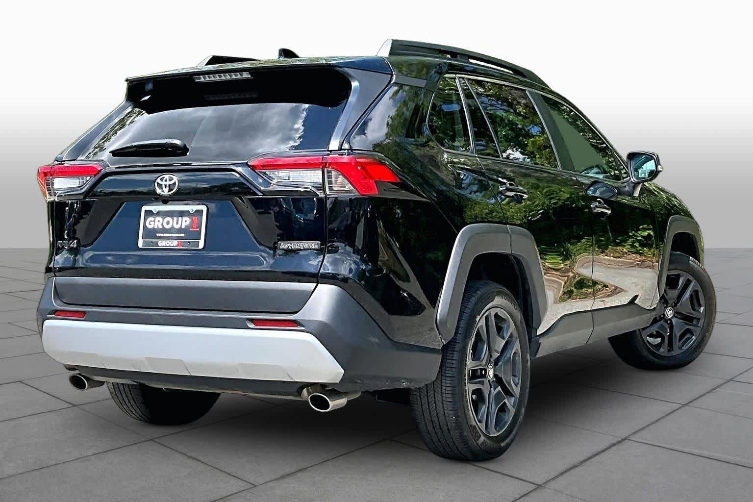 Used 2024 Toyota RAV4 Adventure AWD/4WD image 13