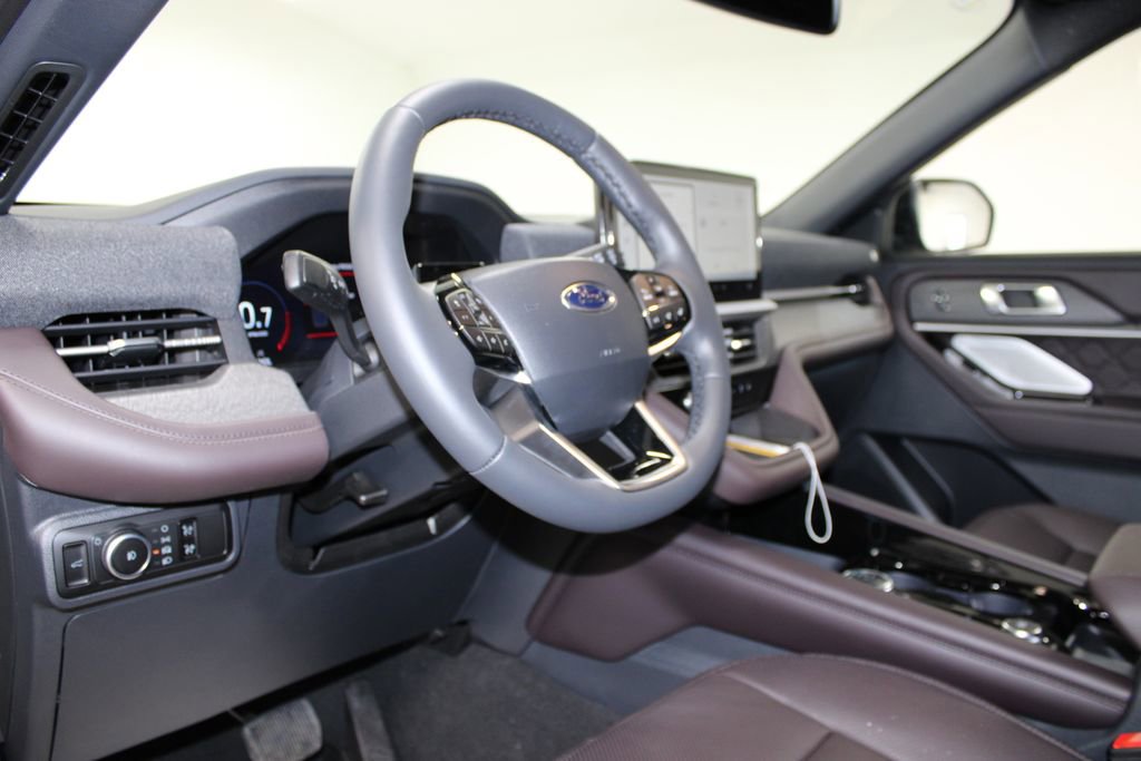 New 2026 Ford Explorer Platinum AWD/4WD image 25