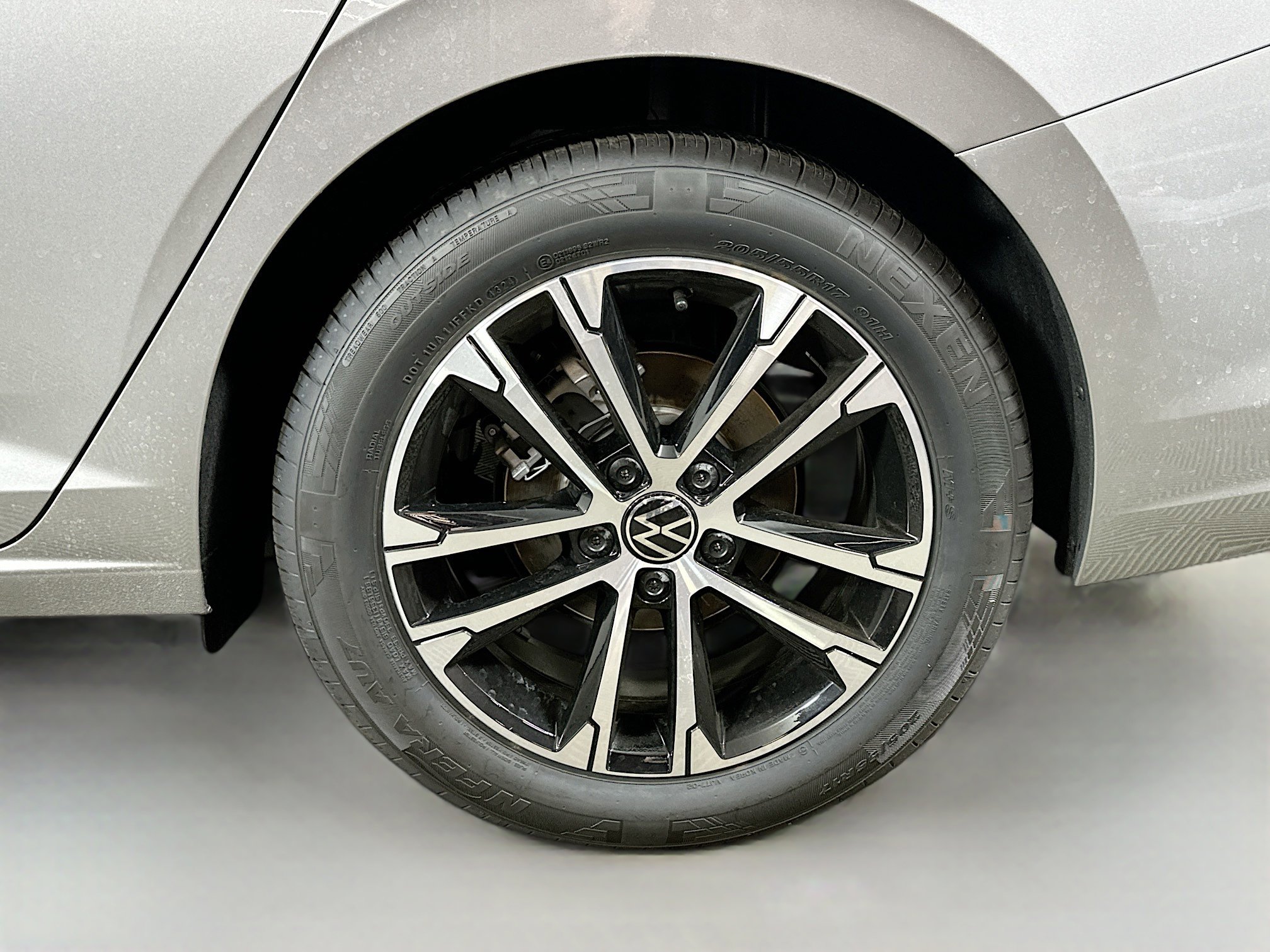 New 2025 Volkswagen Jetta Sport image 28