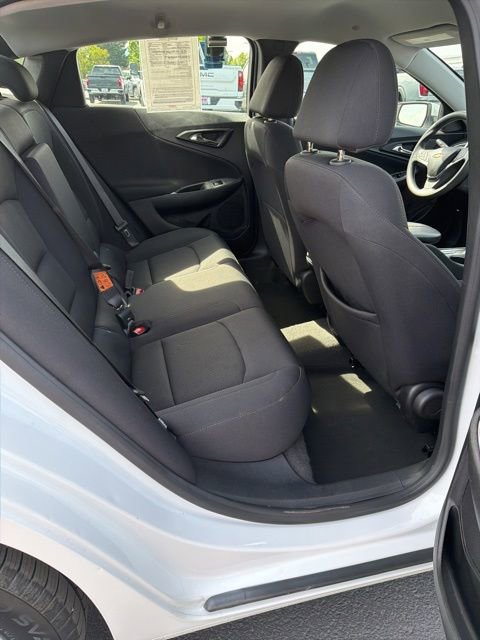 Used 2024 Chevrolet Malibu LT FWD image 12