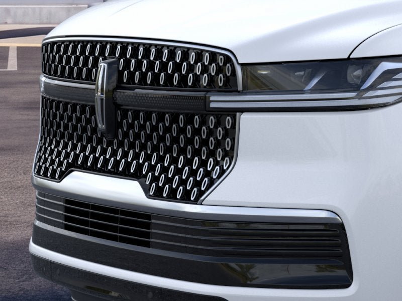 New 2026 Lincoln Navigator Reserve AWD/4WD image 17