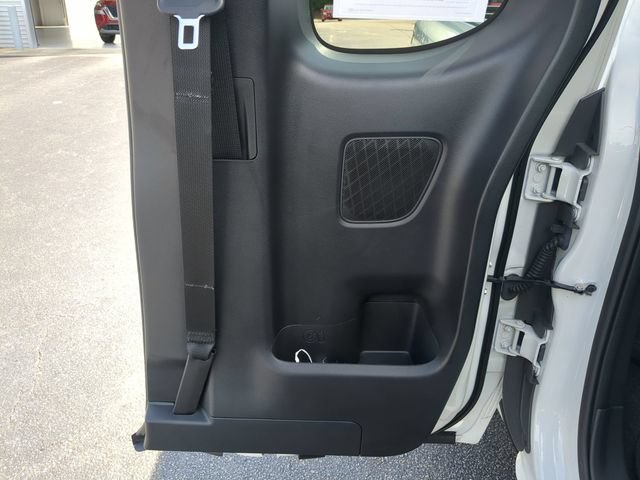 Used 2025 Nissan Frontier SV w/ SV Convenience Package AWD/4WD image 30