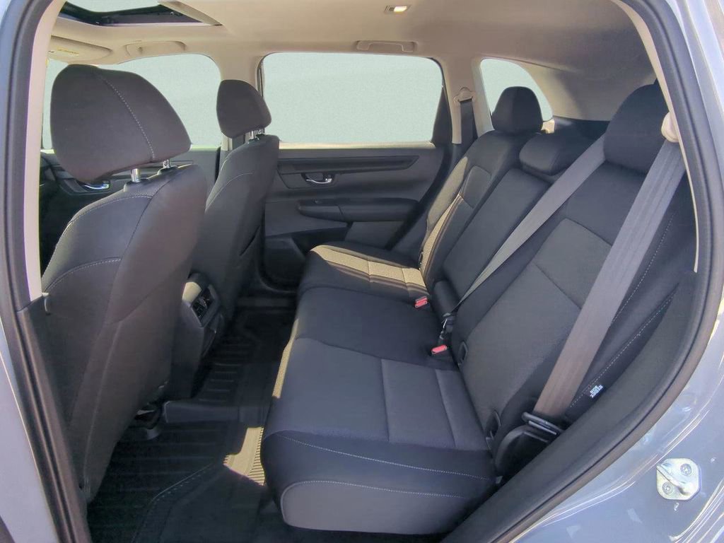 Used 2025 Honda CR-V EX image 14