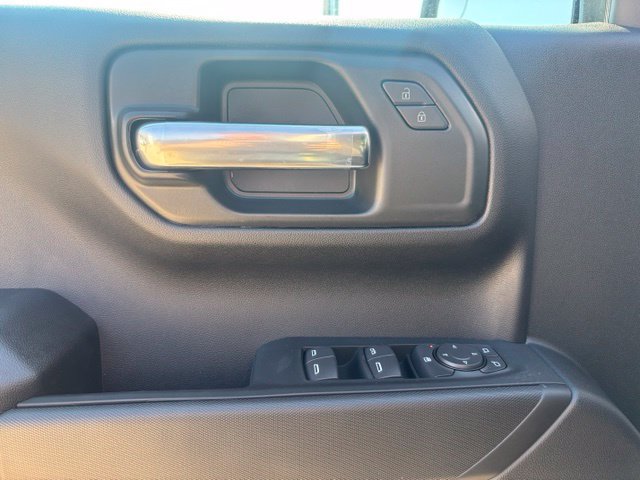 New 2026 Chevrolet Silverado 1500 Custom w/ Turbomax Blackout Package AWD/4WD image 18