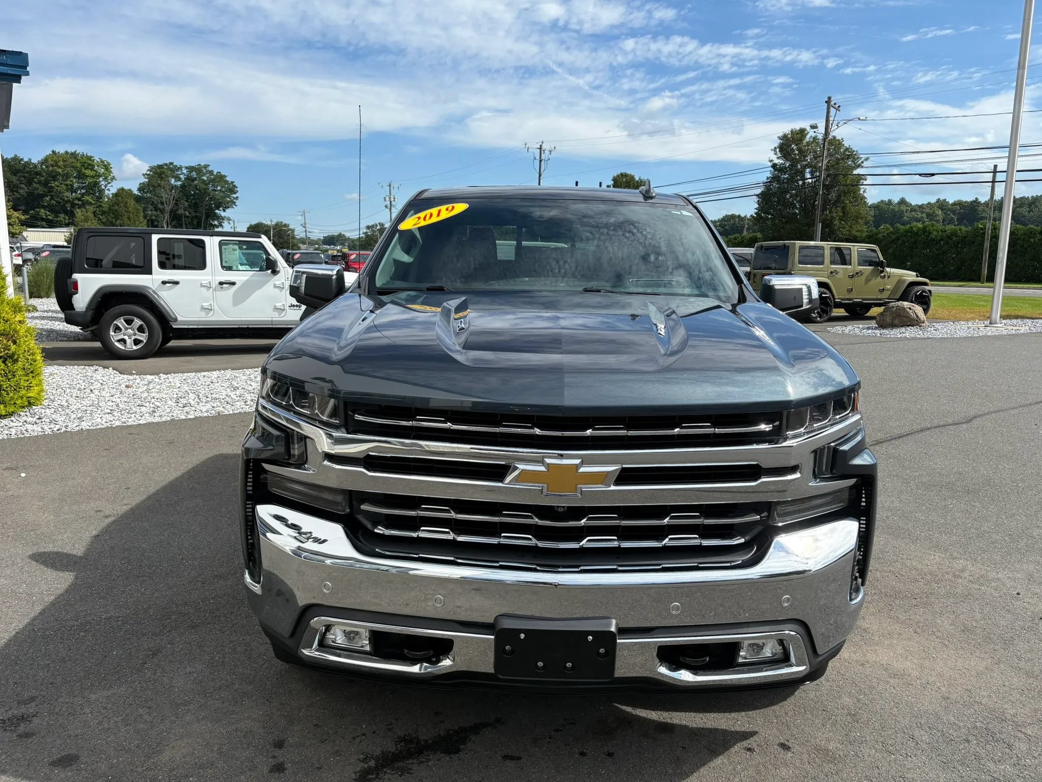 Used 2019 Chevrolet Silverado 1500 LTZ w/ LTZ Premium Package AWD/4WD image 22