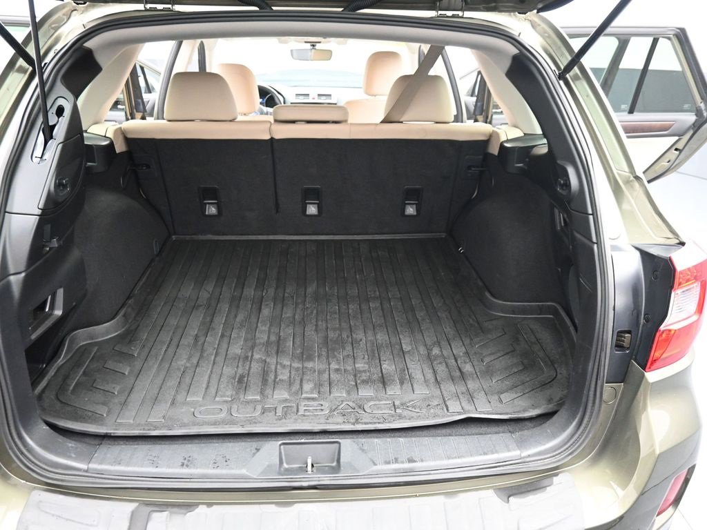 Used 2017 Subaru Outback 2.5i Limited image 25