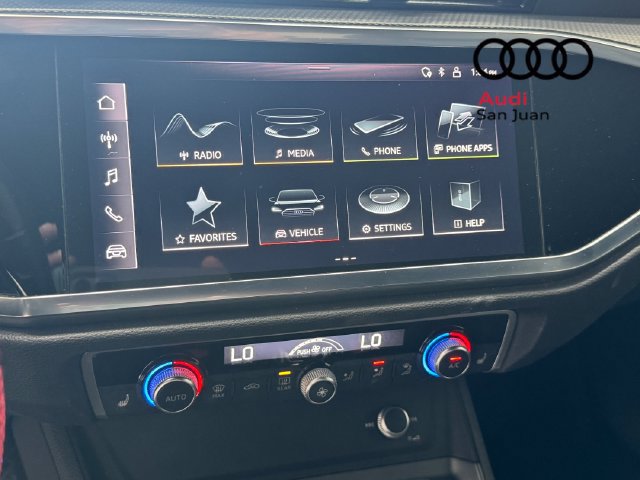 Used 2025 Audi Q3 2.0T Premium w/ Black Optic Sport Package AWD/4WD image 17