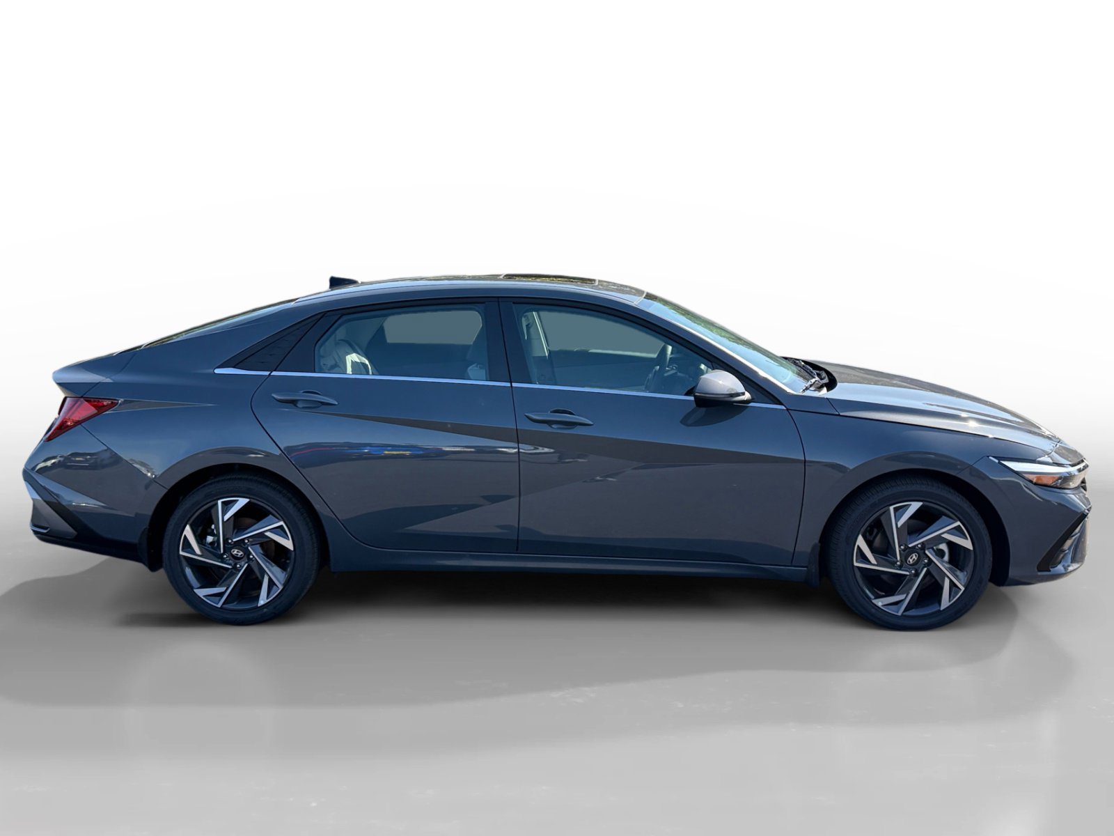 New 2025 Hyundai Elantra Limited image 6