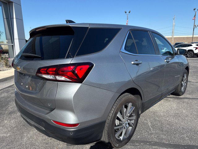 Used 2024 Chevrolet Equinox LT w/ LPO, Floor Liner Package FWD image 3