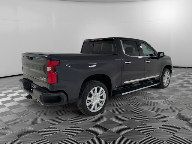 Certified 2023 Chevrolet Silverado 1500 High Country w/ High Country Premium Package AWD/4WD image 3