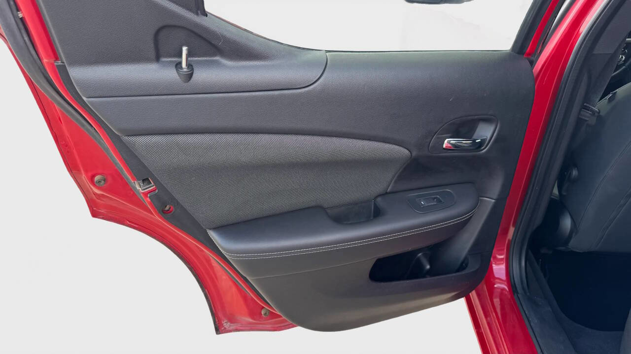 Used 2011 Dodge Avenger Mainstreet w/ Cold Weather Group image 12