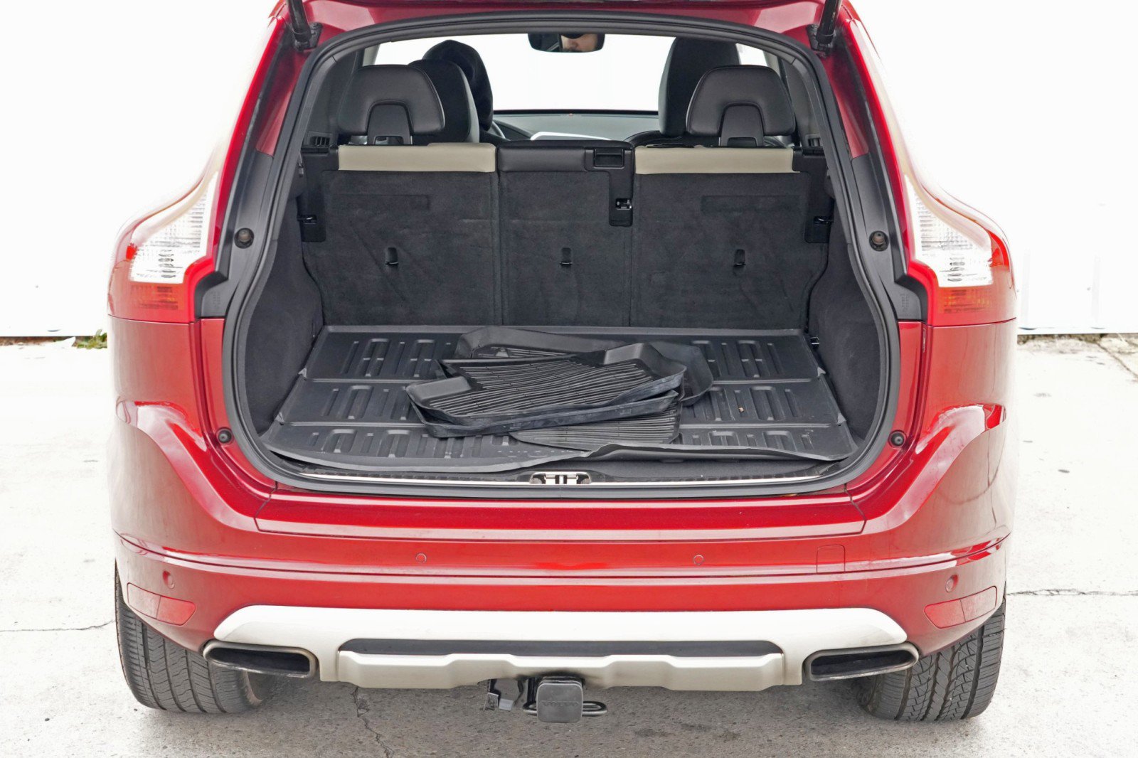 Used 2017 Volvo XC60 T5 Dynamic w/ Preferred Option Package image 9