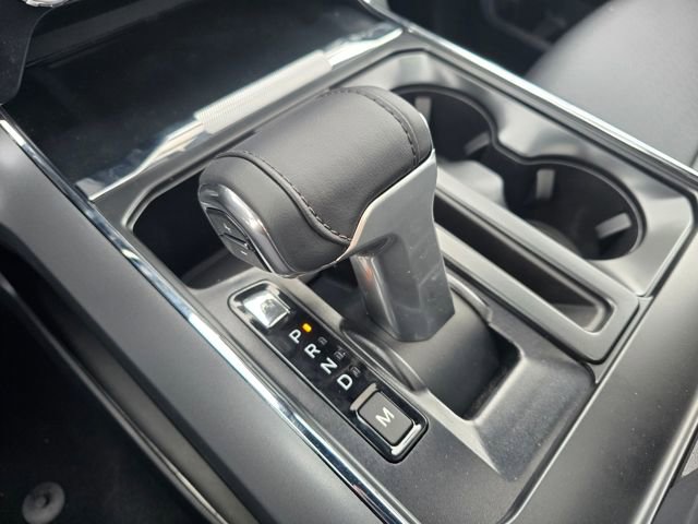 New 2025 Ford F150 Lariat w/ Equipment Group 502A High image 18