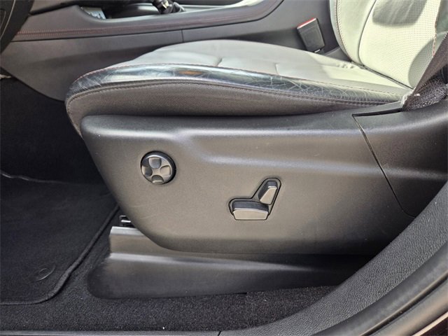 Used 2024 Dodge Durango GT image 28