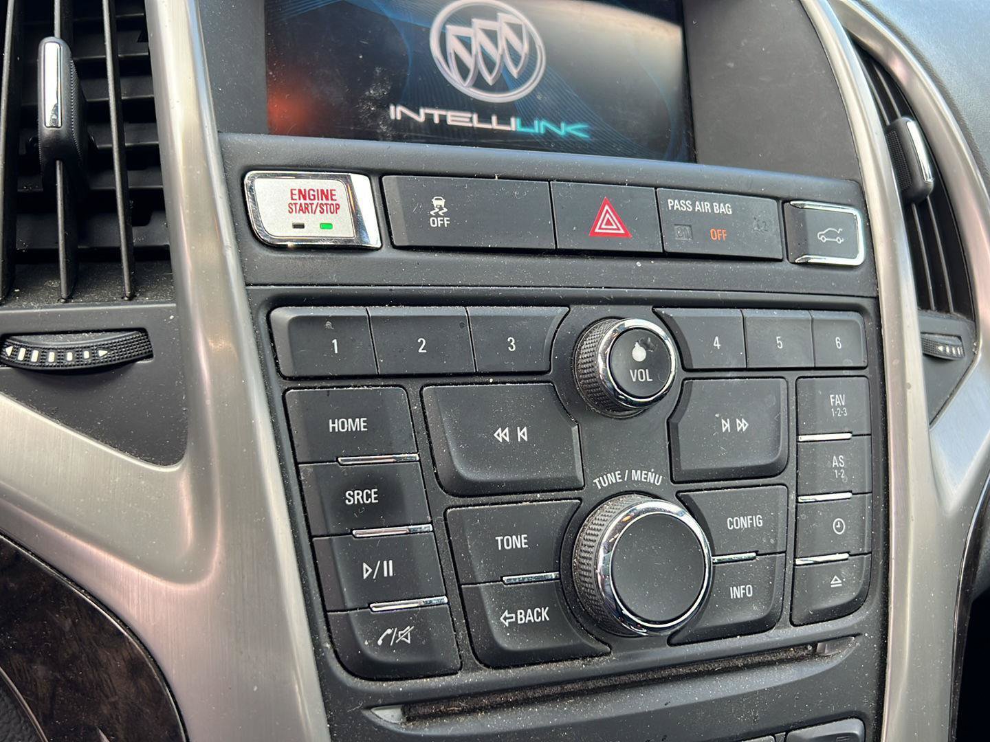 Used 2013 Buick Verano Premium FWD image 18