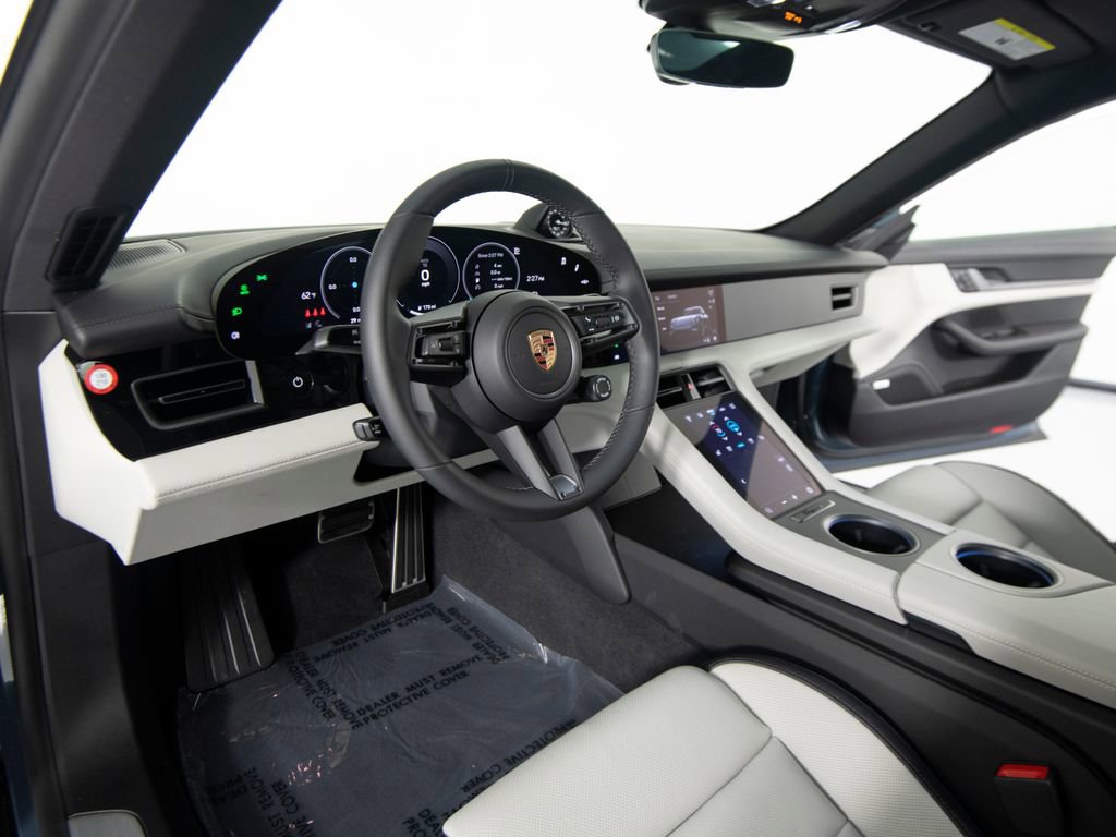 New 2026 Porsche Taycan 4 image 15