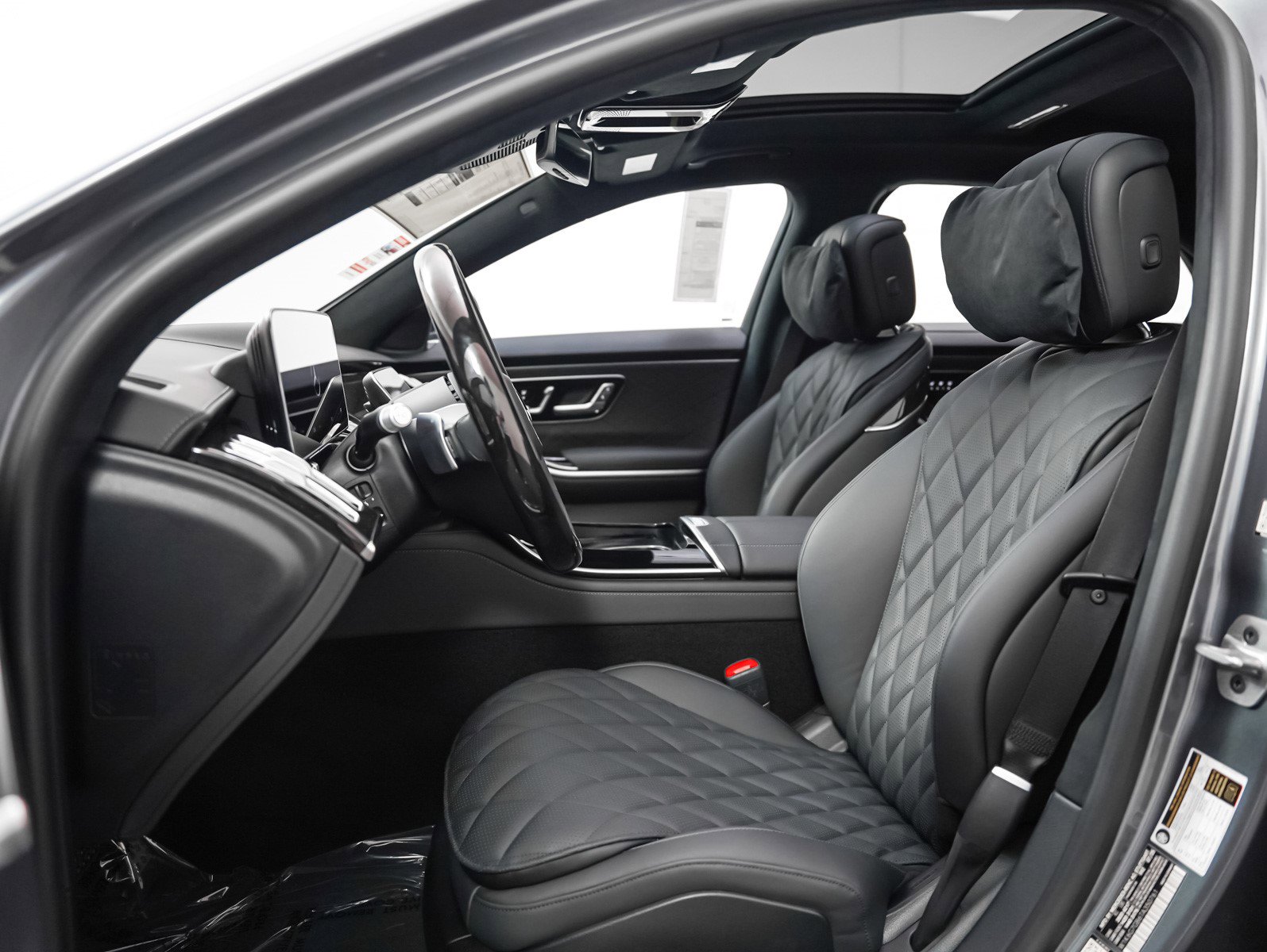 New 2026 Mercedes-Benz S 580 4MATIC Sedan image 8