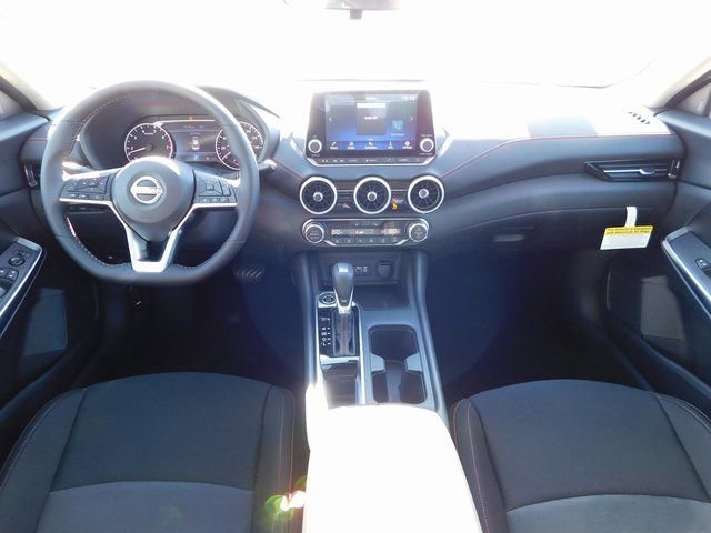 Used 2025 Nissan Sentra SR image 17