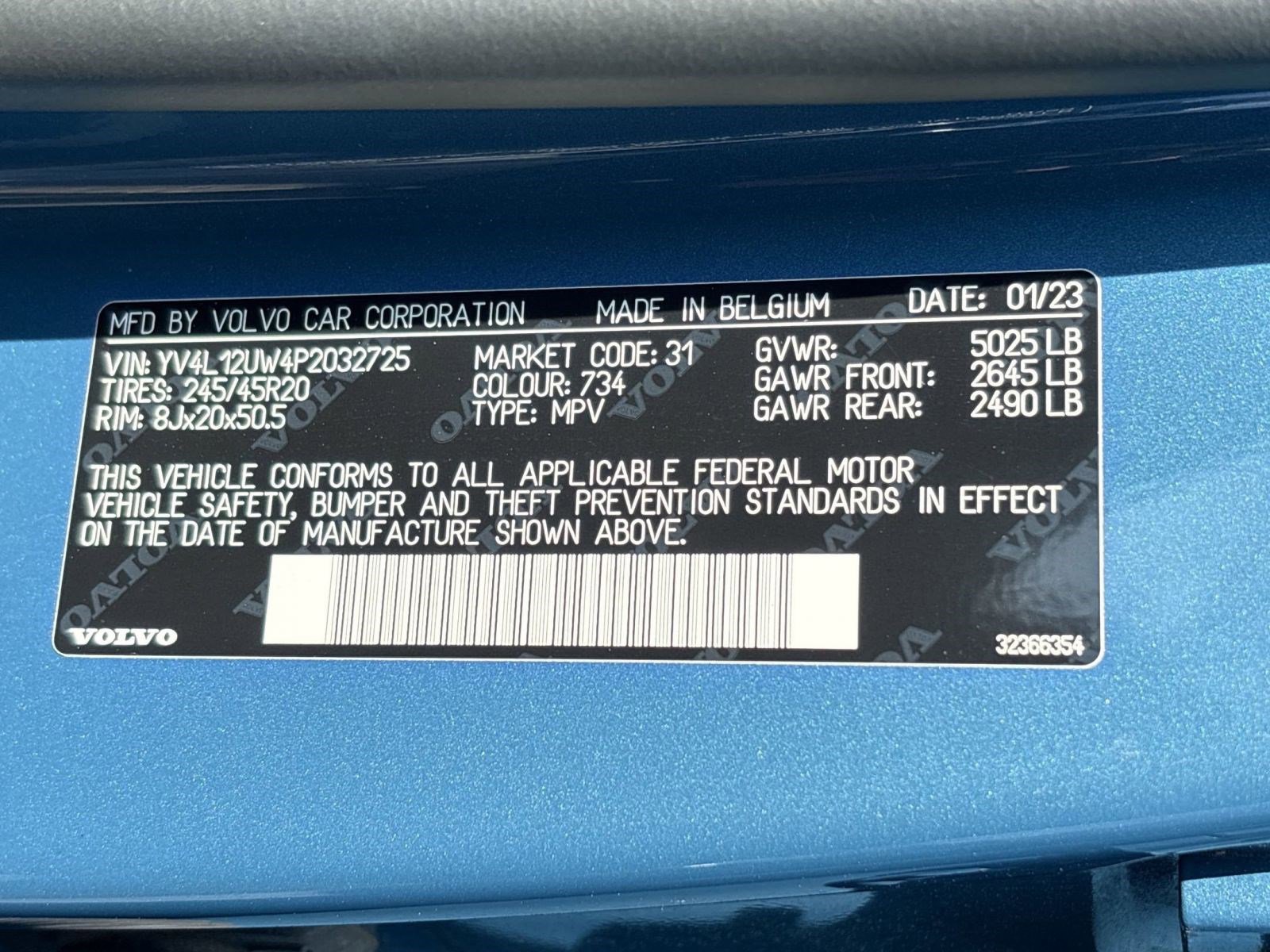 Certified 2023 Volvo XC40 B5 Plus w/ Driver Assist Package image 20