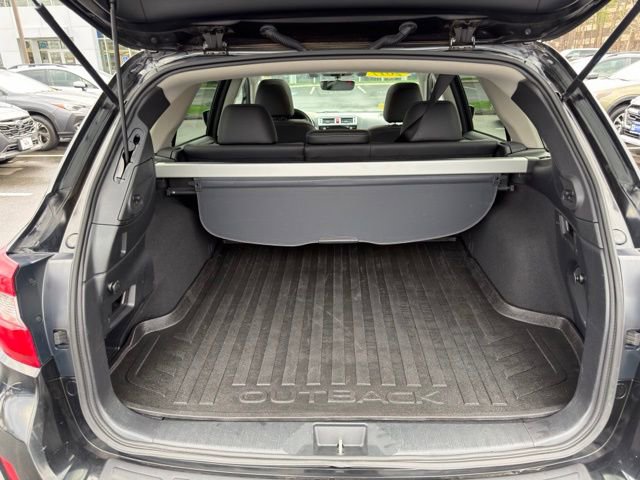 Used 2017 Subaru Outback 2.5i Limited image 22
