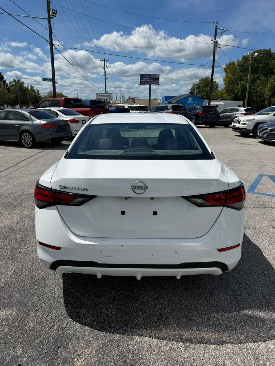 Used 2024 Nissan Sentra S FWD image 5