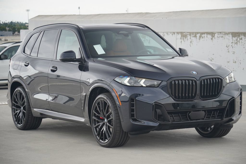 New 2026 BMW X5 xDrive40i w/ M Sport Package image 3