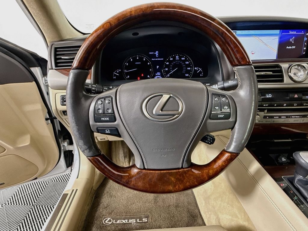Used 2016 Lexus LS 460 L RWD image 11