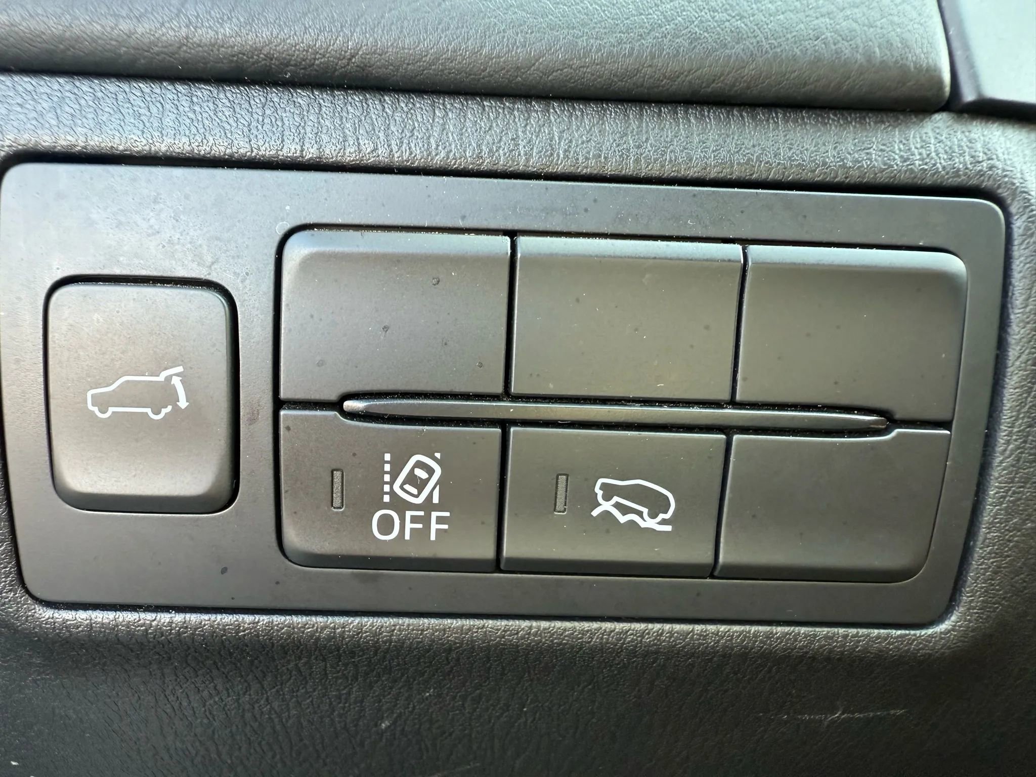 Used 2023 MAZDA CX-9 Touring image 15