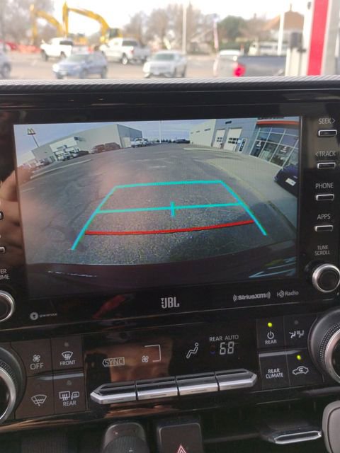 Used 2021 Toyota Highlander XSE image 10