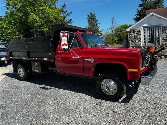Used 1987 Chevrolet C/K Truck 2500 image 2