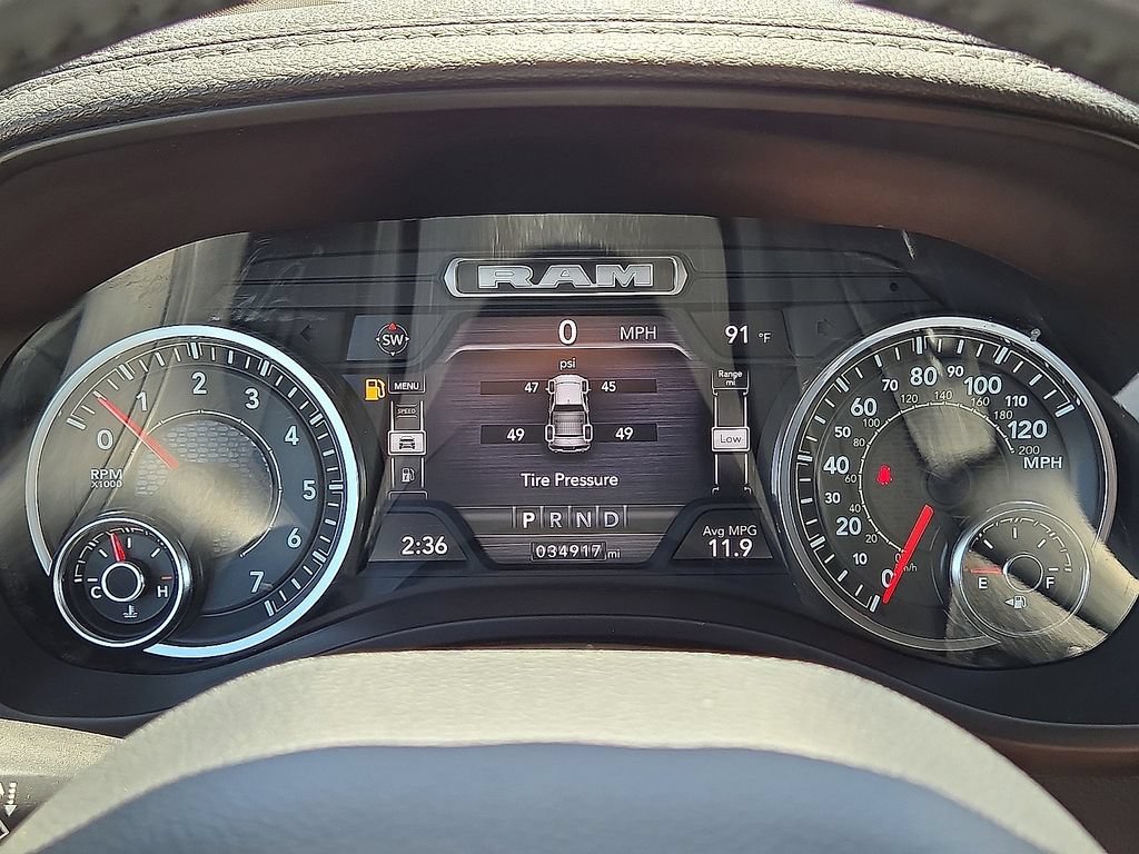 Used 2024 RAM 1500 Laramie RWD image 27