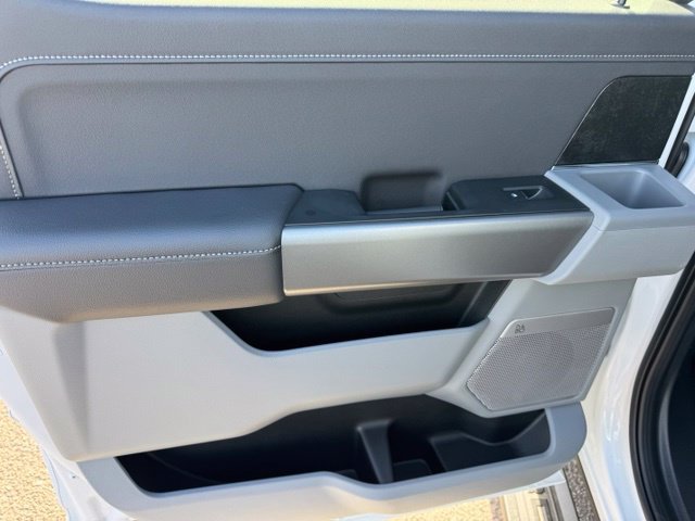 New 2027 Ford F250 XLT w/ XLT Premium Package AWD/4WD image 18