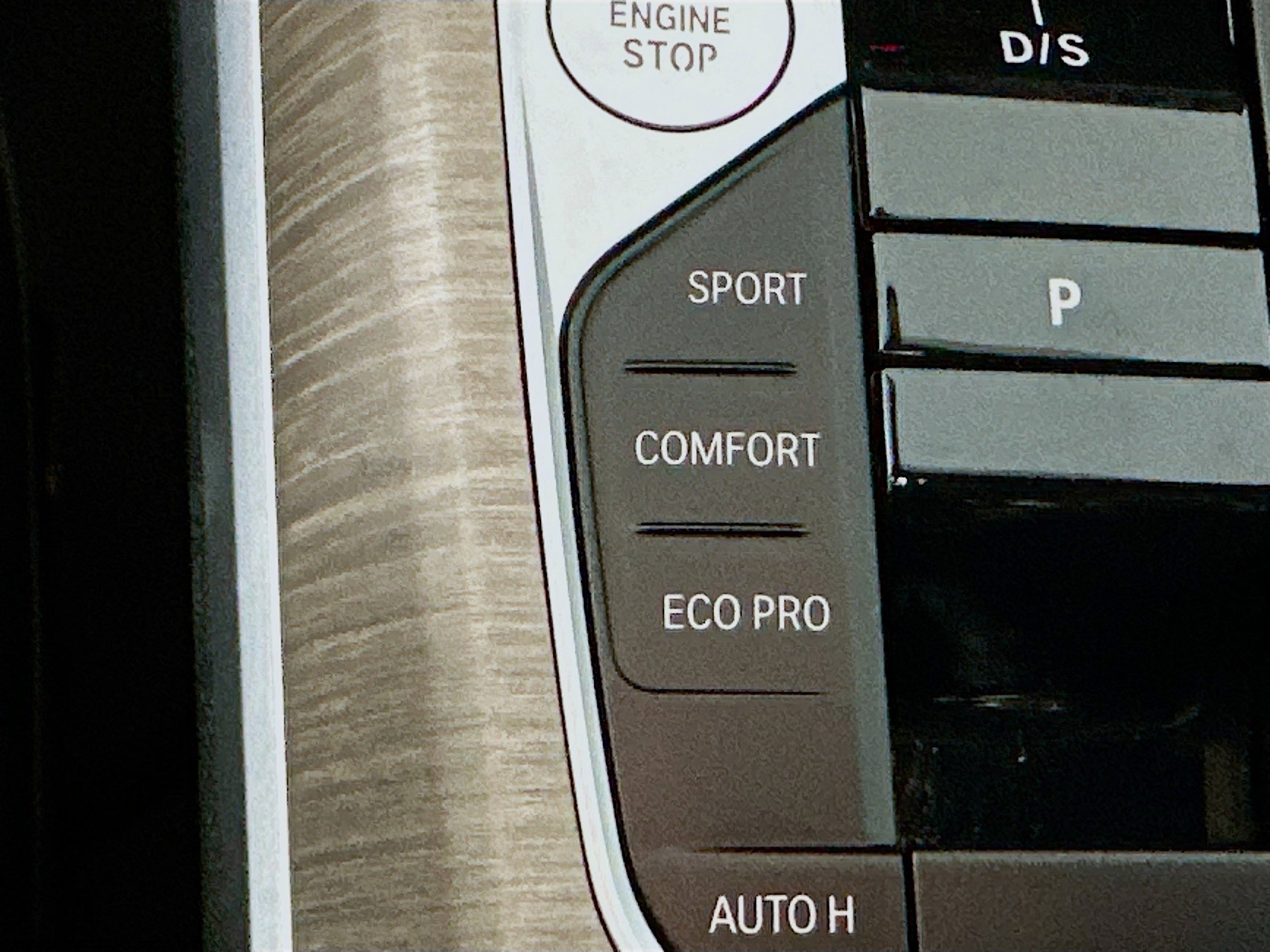 Used 2025 BMW 330i Sedan w/ Convenience Package image 26