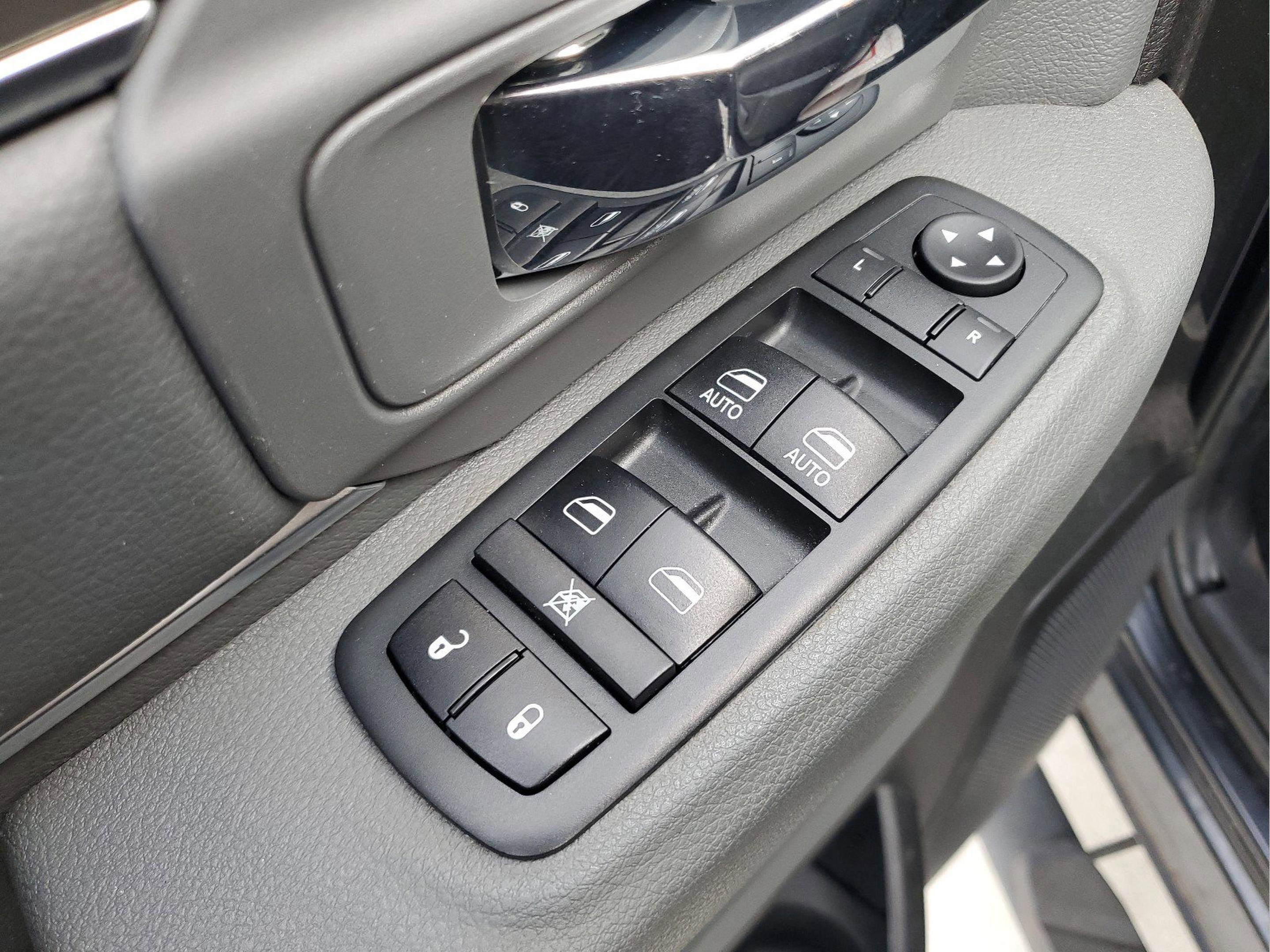 Certified 2019 RAM 1500 Classic Warlock w/ Electronics Group image 16