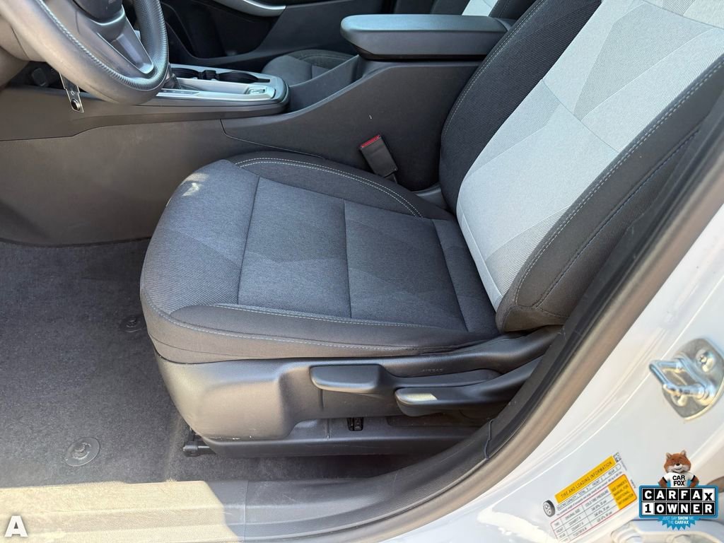 Used 2025 Chevrolet Trax LS image 13