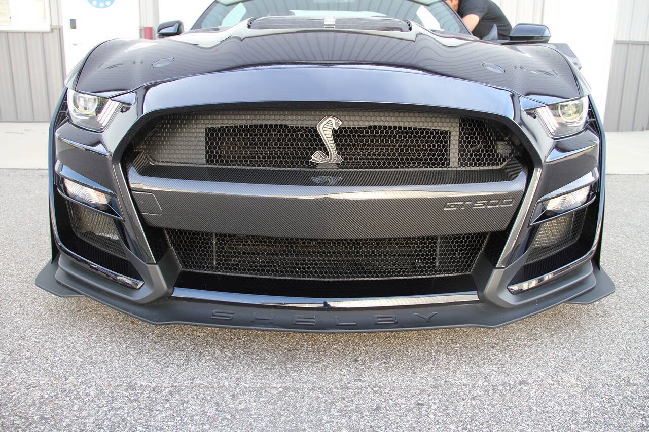 Used 2021 Ford Mustang Shelby GT500 w/ Carbon Fiber Track Pack RWD image 14