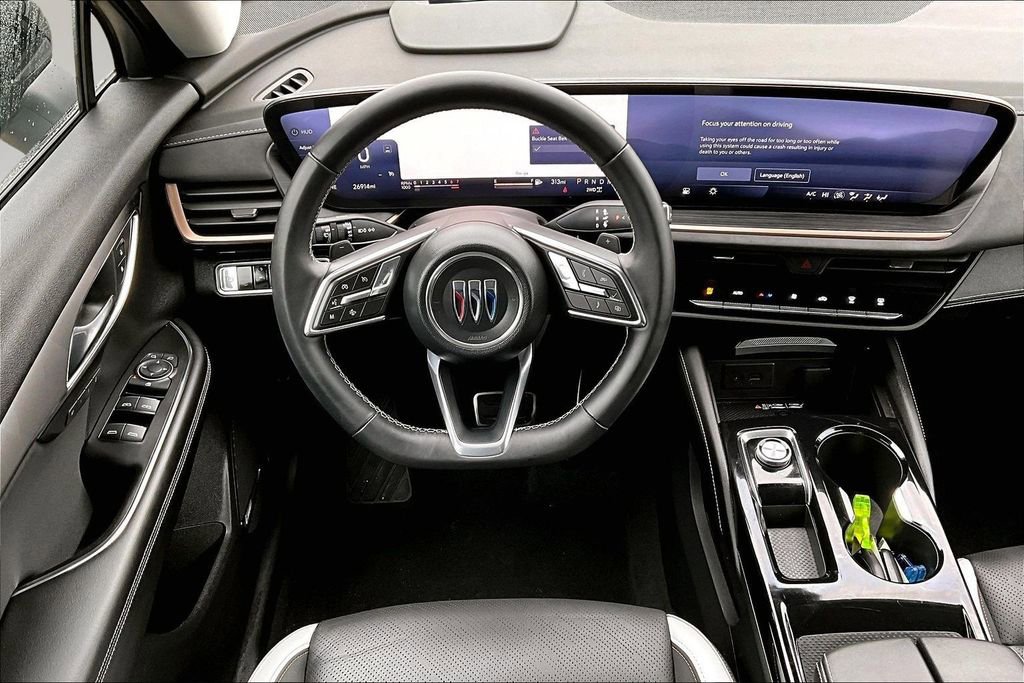 Used 2024 Buick Envision Sport Touring image 9