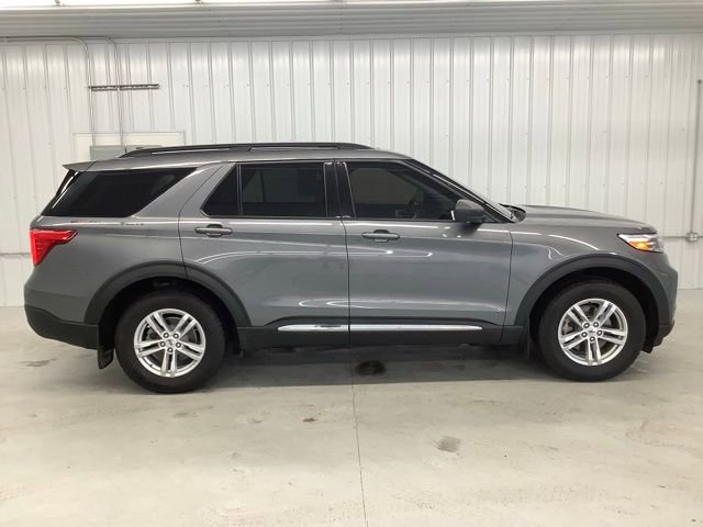 Used 2021 Ford Explorer XLT w/ Class III Trailer Tow Package image 6