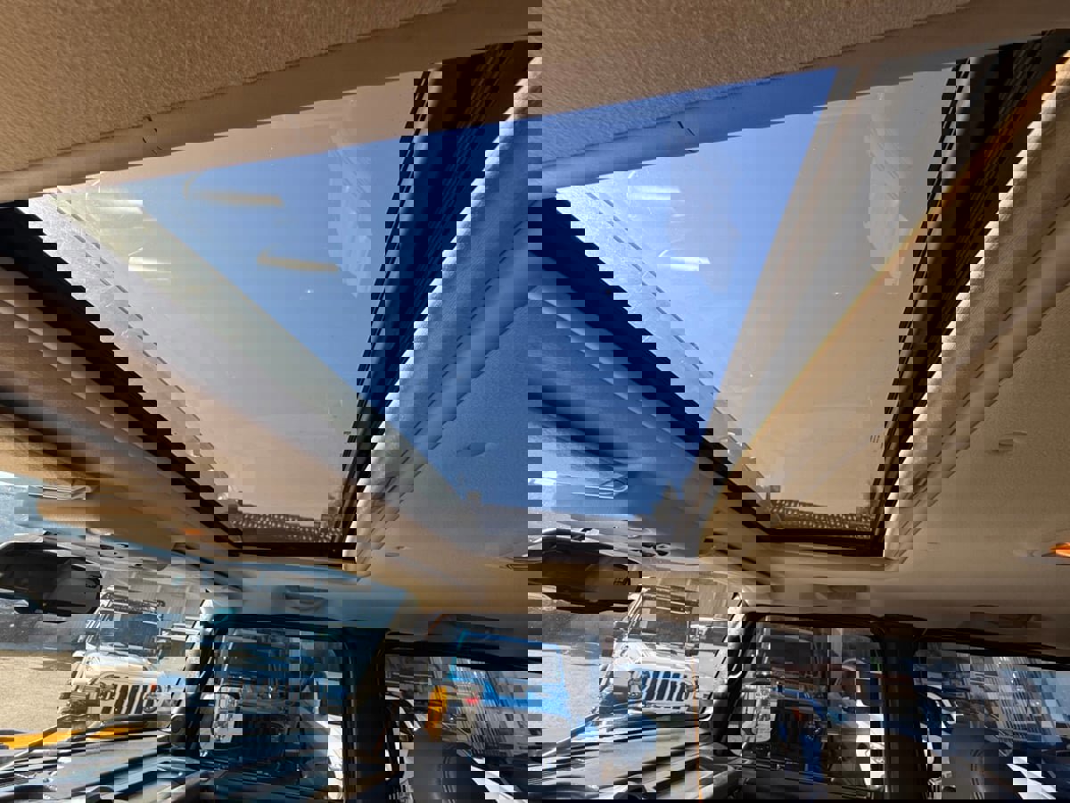 Used 2005 HUMMER H2 image 27