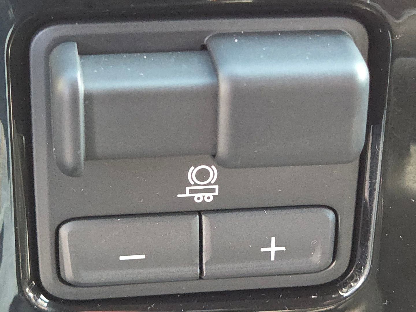 Used 2023 Chevrolet Silverado 1500 LT Trail Boss w/ LT Trail Boss Premium Package image 11