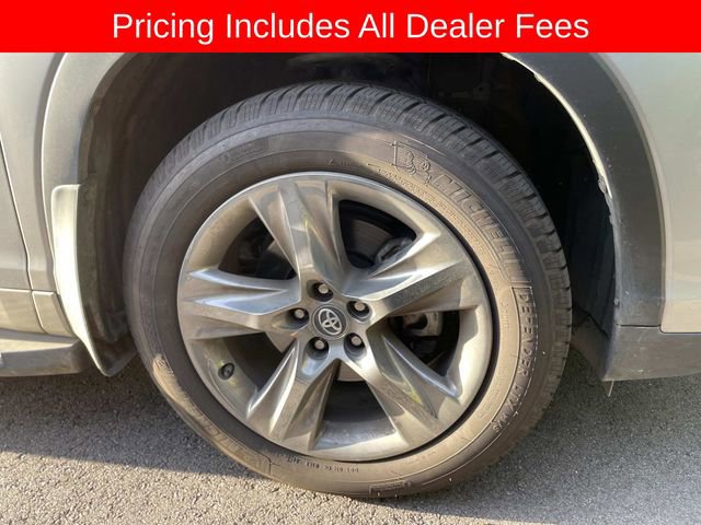 Used 2018 Toyota Highlander Limited Platinum AWD/4WD image 8