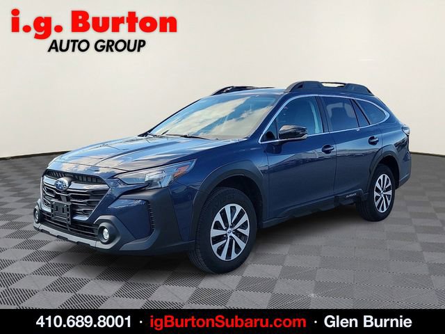 Used 2025 Subaru Outback Premium image 3