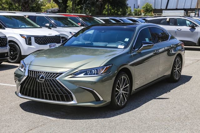 Used 2025 Lexus ES 350 w/ Premium Package FWD image 5