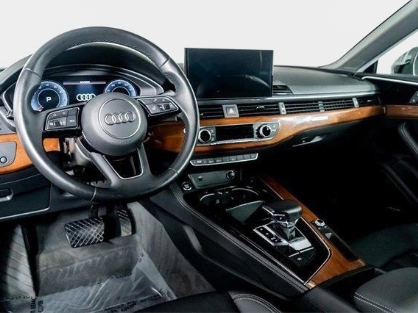 Used 2022 Audi A5 2.0T Premium Plus image 2