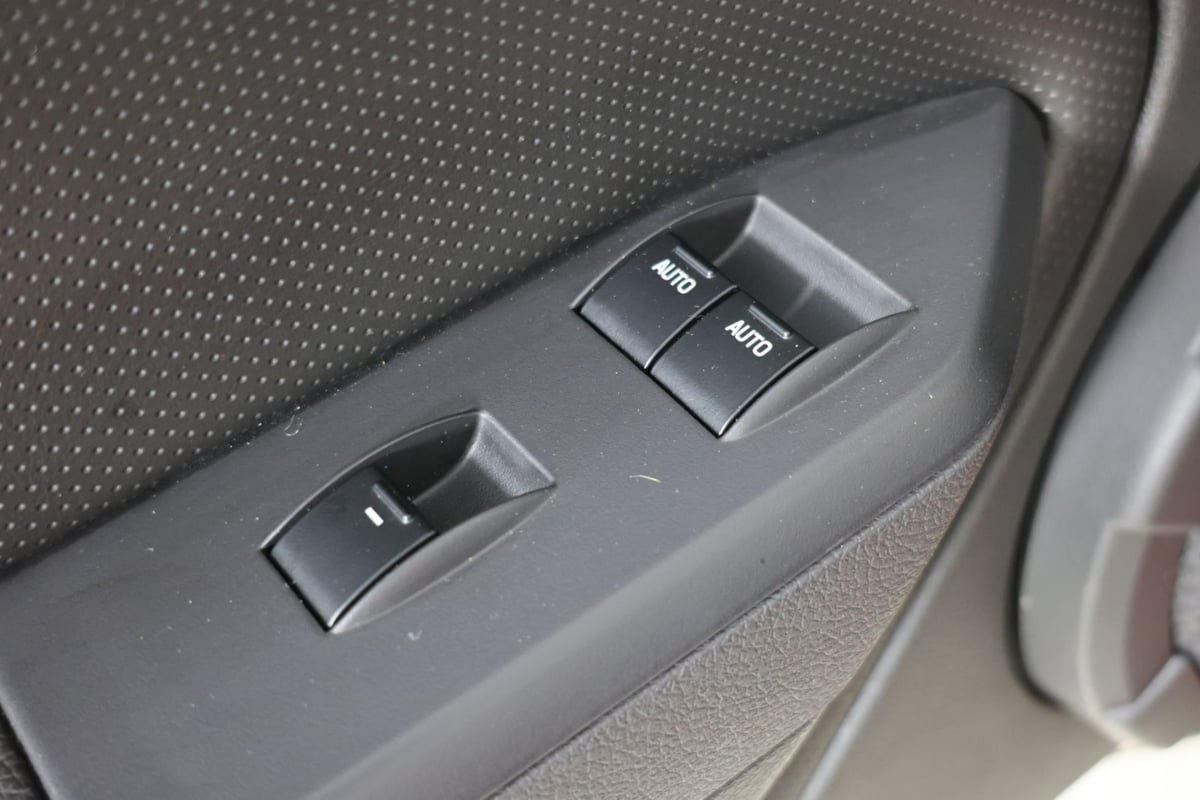 Used 2007 Ford Mustang Shelby GT500 RWD image 16