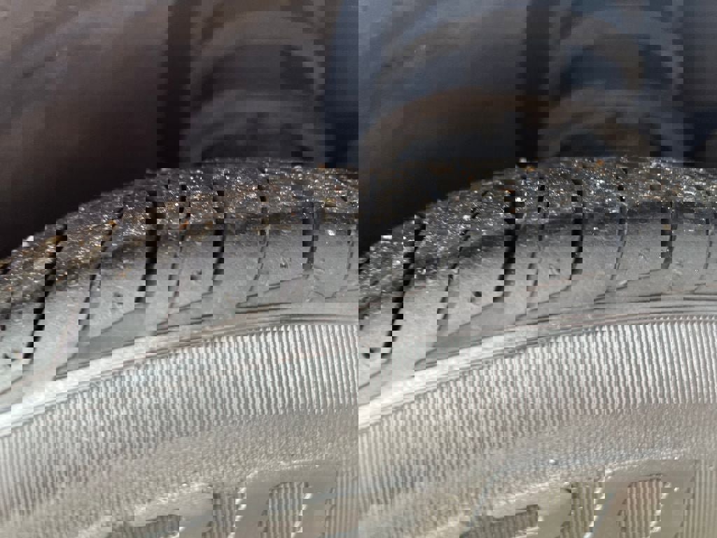 Used 2010 Ford Mustang GT image 31